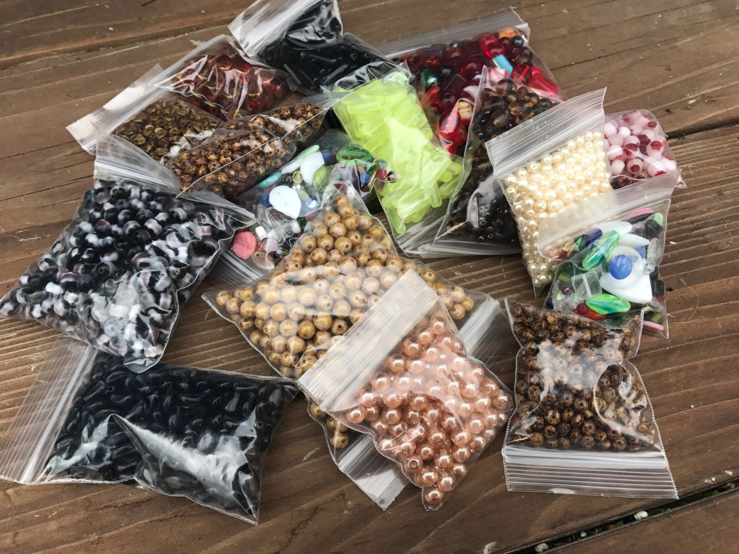 Bulk Mix of Glass Beads – RANDOM Mystery Lot