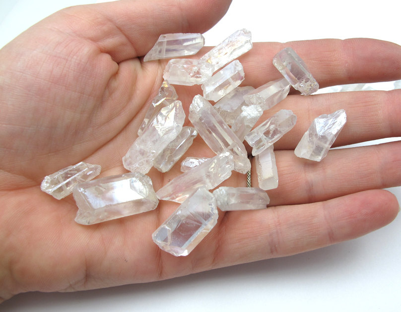 Wholesale Electroplate Natural Quartz Crystal Charms 
