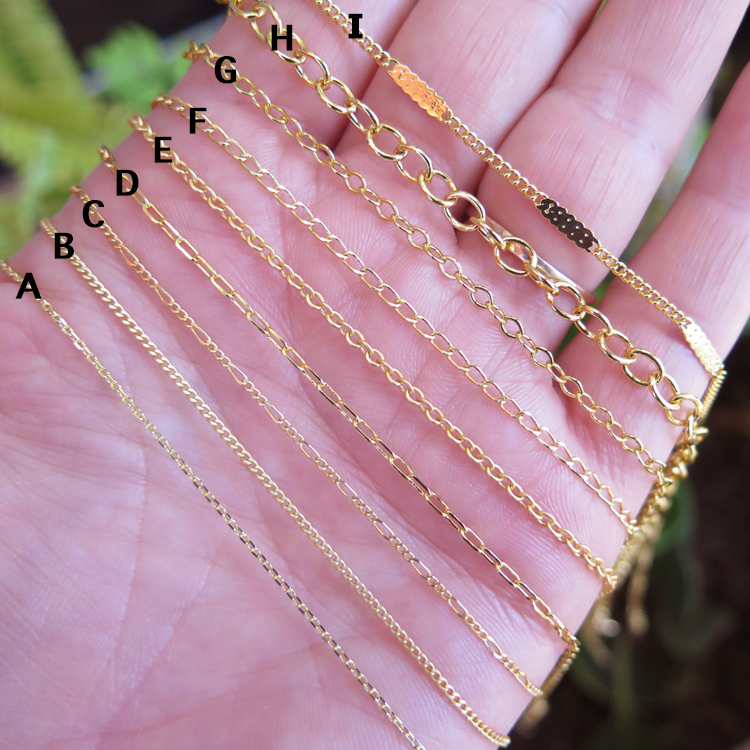 B Chain Thin Necklace in Gold