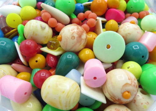 large plastic mixed beads -
